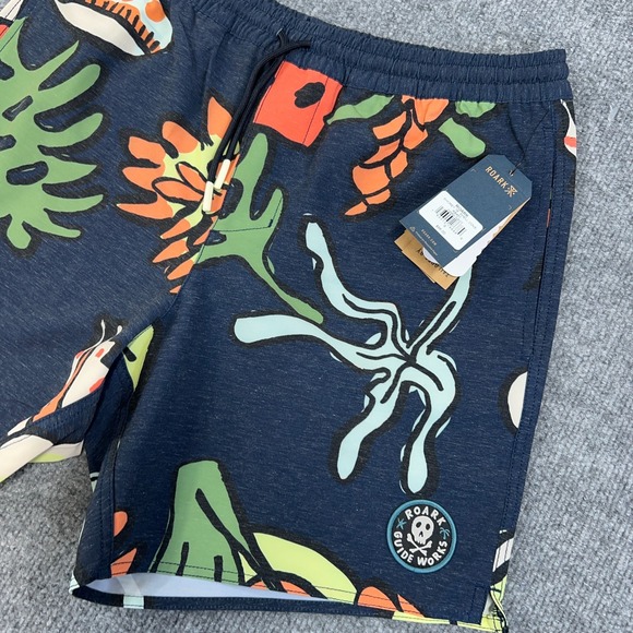 Roark Swim Shorts Mens S Navy Graphic Print Shorey 16" Shell Cove Drawstring 6" - Picture 2 of 9